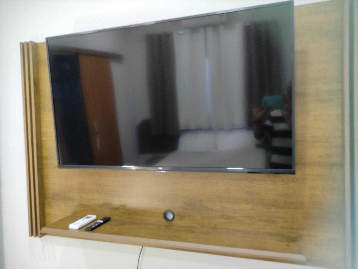 Pousada Da Gi Suites E Turismo ชาปาดา ดอส กิมาไรส์ ห้อง รูปภาพ