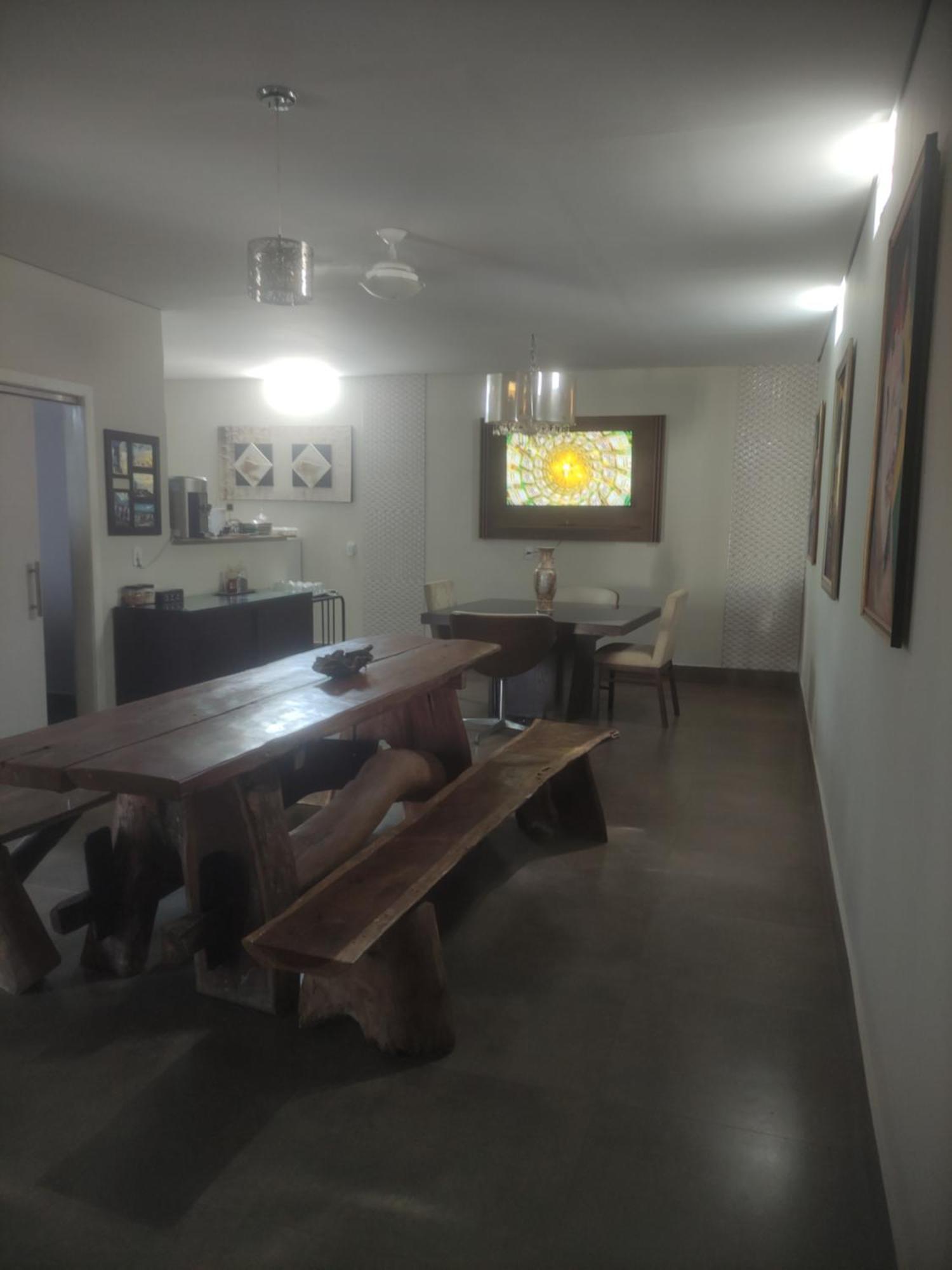 Pousada Da Gi Suites E Turismo ชาปาดา ดอส กิมาไรส์ ภายนอก รูปภาพ