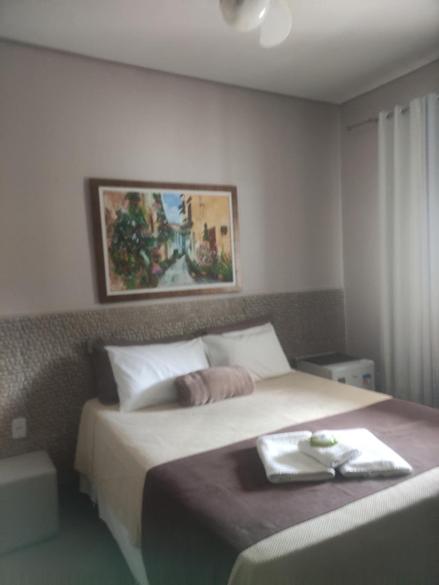 Pousada Da Gi Suites E Turismo ชาปาดา ดอส กิมาไรส์ ห้อง รูปภาพ